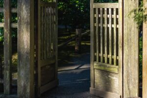 Roth IRA Income Limits 2026: Can You Still Contribute? (Phase-Outs, Exact Math and Backdoor Options)